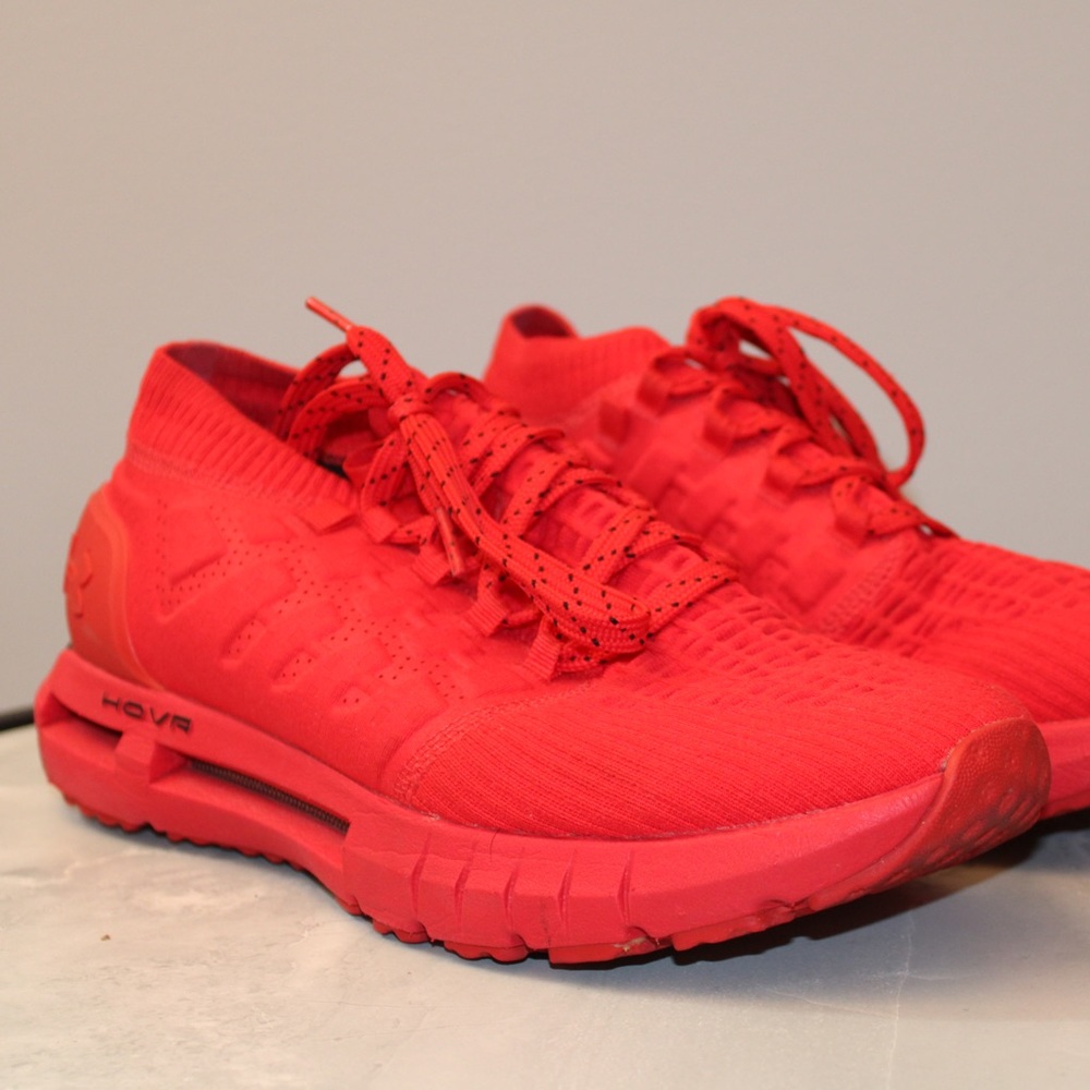 UNDER ARMOUR HOVR USA 12 / EUR 46 SNEAKERS
